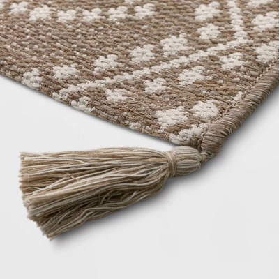 Diamond Tasseled Outdoor Rug - Threshold™ 4 Diamond Tasseled Outdoor Rug - Threshold™ - Image 2