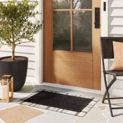 Threshold 11 1'6"x2'6" Rubber Bristle Boot Scrapping Doormat - Threshold™