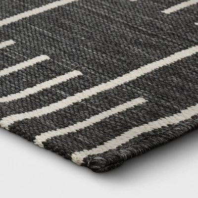 7'x10' Striped Checks Outdoor Rug Charcoal Gray - Threshold™ 4 7'x10' Striped Checks Outdoor Rug Charcoal Gray - Threshold™ - Image 2